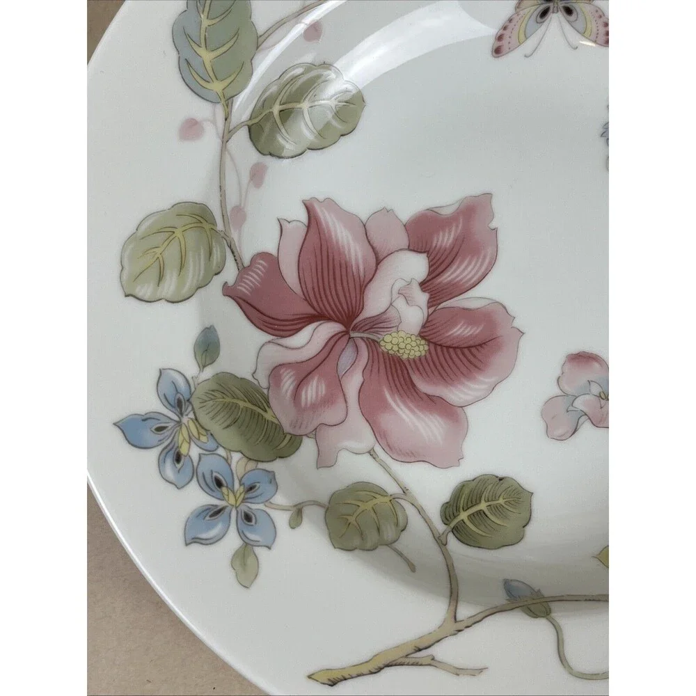HTF Mikasa Shalimar L2878 Fine China Soup Bowl 8 1/2” Set Of‎ 4 Discontinued